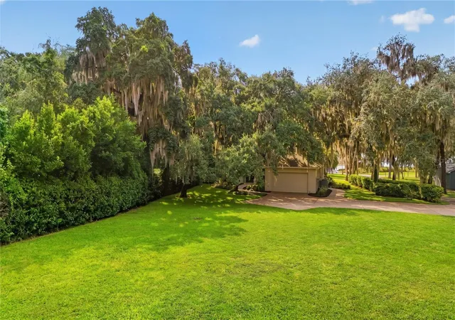 Photo 50 of Single family home for sale at 9211 Silver Lake Dr, LEESBURG, FL 34788 | MLS# G5118773 | Listing updated on 2026-10-08