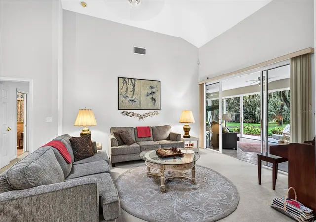 Photo 4 of Single family home for sale at 9211 Silver Lake Dr, Leesburg, FL 34788 | MLS# G5118773 | Listing updated on 2026-10-08