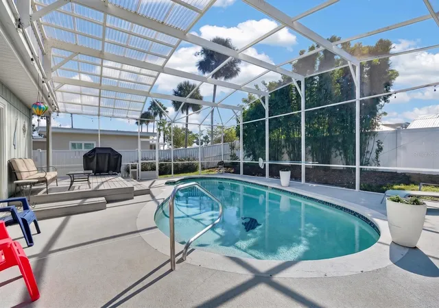 Photo 2 of Single family home for sale at 115 San Robar Dr, Daytona Beach, FL 32117 | MLS# V4951693 | Listing updated on 2026-10-21