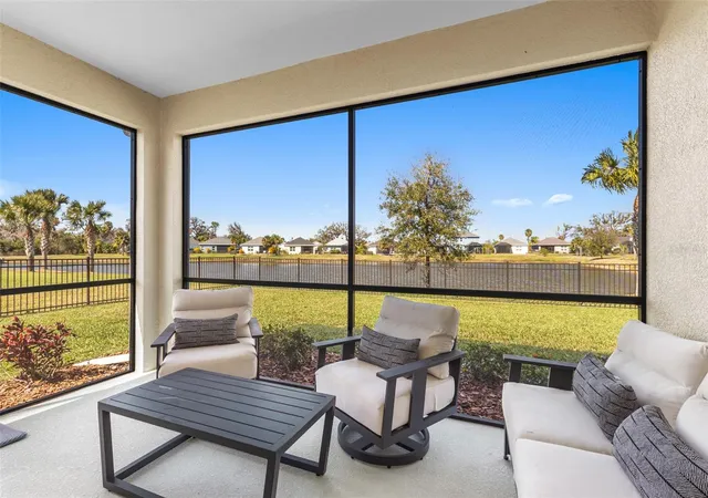 Photo 1 of Single family home for sale at 10934 Sand Pine Ln, Parrish, FL 34219 | MLS# A4708813 | Listing updated on 2026-10-09