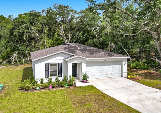 Photo 1 of Single family home for sale at 50 Bay Rd, Ocklawaha, FL 32179 | MLS# G5118774 | Listing updated on 2026-10-22