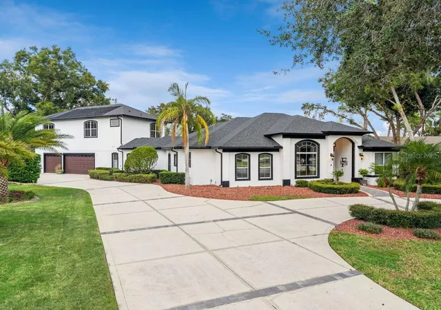 Photo 2 of Single family home for sale at 1066 Ceasars Ct, Mount Dora, FL 32757 | MLS# G5118775 | Listing updated on 2026-10-09