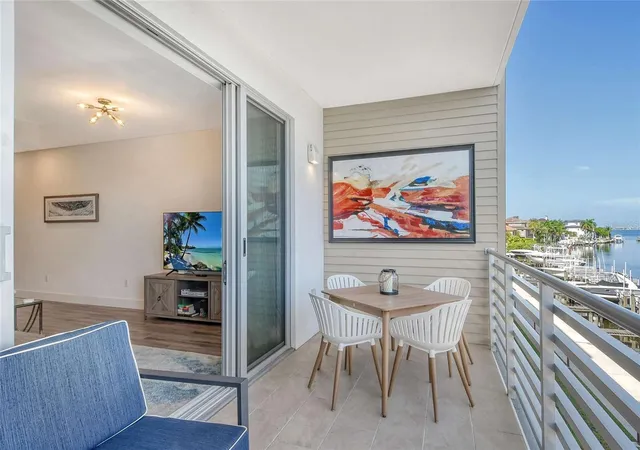 Photo 3 of Condo for sale at 1709 N Tamiami Trl #317, Sarasota, FL 34234 | MLS# A4708815 | Listing updated on 2026-10-08
