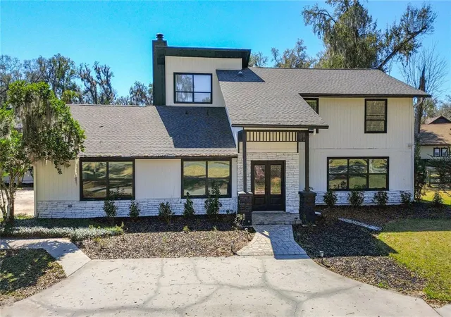 Photo 2 of Single family home for sale at 3575 Sw 24th Avenue Rd, Ocala, FL 34471 | MLS# W7890167 | Listing updated on 2026-10-08