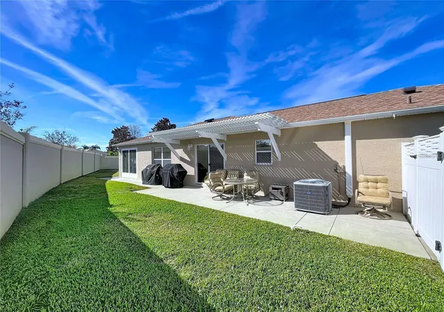 Photo 4 of House for sale at 388 Bradley Ter, The Villages, FL 32162 | MLS# OM733625 | Listing updated on 2026-10-09