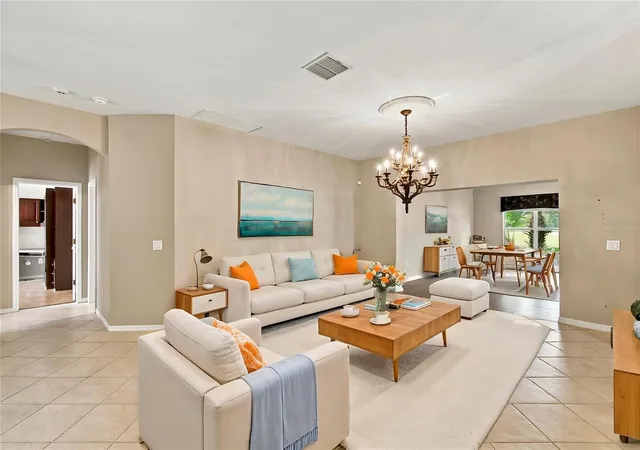 Photo 4 of Single family home for sale at 352 Hamrick Dr, Kissimmee, FL 34759 | MLS# S5159068 | Listing updated on 2026-10-21