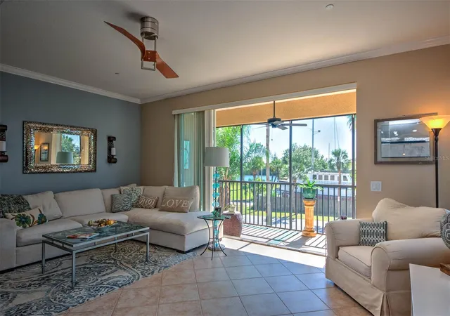 Photo 4 of Townhouse for sale at 1146 Venetian Harbor Dr NE, Saint Petersburg, FL 33702 | MLS# TB8555860 | Listing updated on 2026-10-08