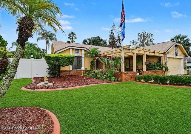 Photo 3 of Single family home for sale at 2931 Jeanette Cvs, Oviedo, FL 32765 | MLS# O6448063 | Listing updated on 2026-10-10