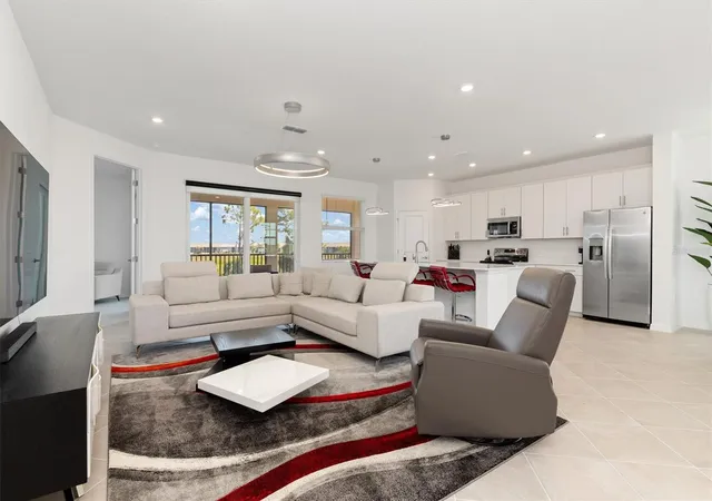 Listing Photo 5 - Condo for sale in building located at 17700 Boracay Ct, VENICE, FL 34293 - Unit #202