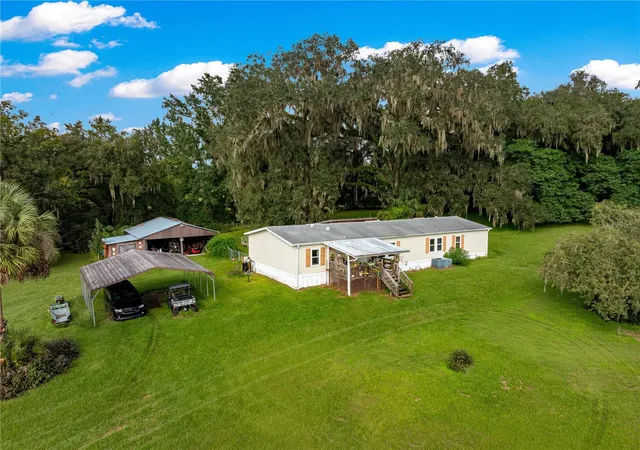 Manufactured home for sale at 5135 SE 125th Street, BELLEVIEW, FL 34420 | MLS# OM733629