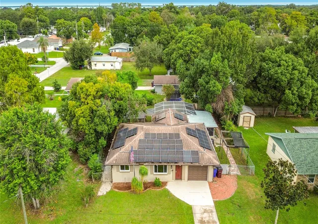Photo 4 of Single family home for sale at 112 10th Street, Saint Cloud, FL 34769 | MLS# S5159072 | Listing updated on 2026-10-08