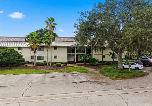 Photo 3 of Condo for sale at 5020 Ml Pond Rd #3172, Wesley Chapel, FL 33543 | MLS# TB8555872 | Listing updated on 2026-10-08