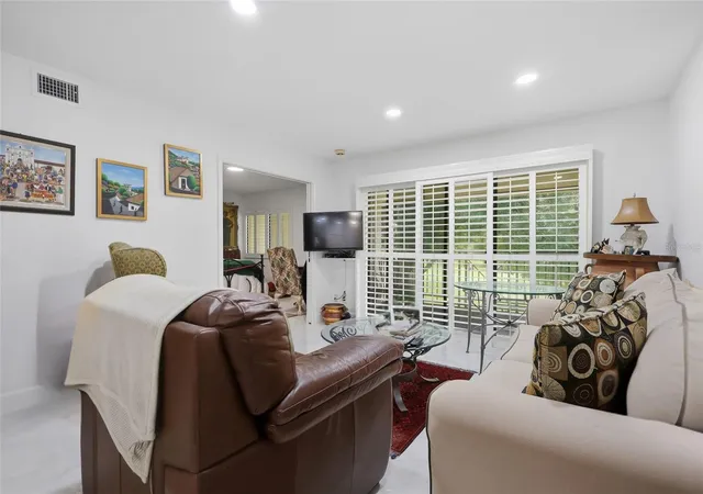 Photo 4 of Condo for sale at 5020 Ml Pond Rd #3172, Wesley Chapel, FL 33543 | MLS# TB8555872 | Listing updated on 2026-10-08