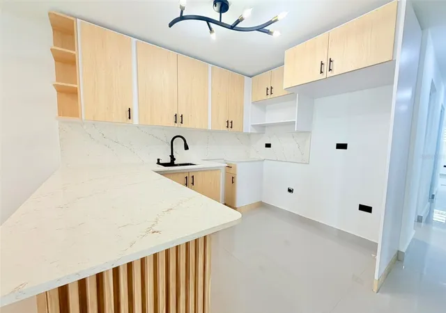 Photo 4 of Single family home for sale at 5 Urb José Severo Quiñones, Carolina, PR 00985 | MLS# PR9124811 | Listing updated on 2026-10-08