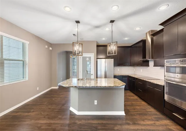 Photo 4 of Single family home for sale at 10438 Arbor Groves Pl, Riverview, FL 33578 | MLS# TB8555880 | Listing updated on 2026-10-08
