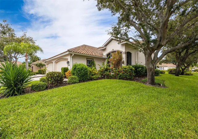 Photo 3 of House for sale at 15208 Cape Sable Ln, Fort Myers, FL 33908 | MLS# C7531693 | Listing updated on 2026-10-08