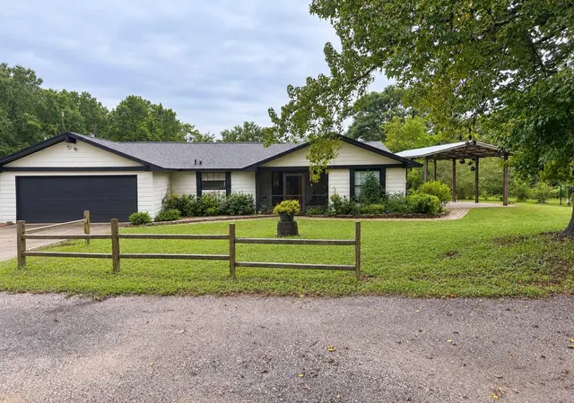 Single family home for sale at 15155 Dusty Pine Trl, BROOKSVILLE, FL 34613 | MLS# W7890169