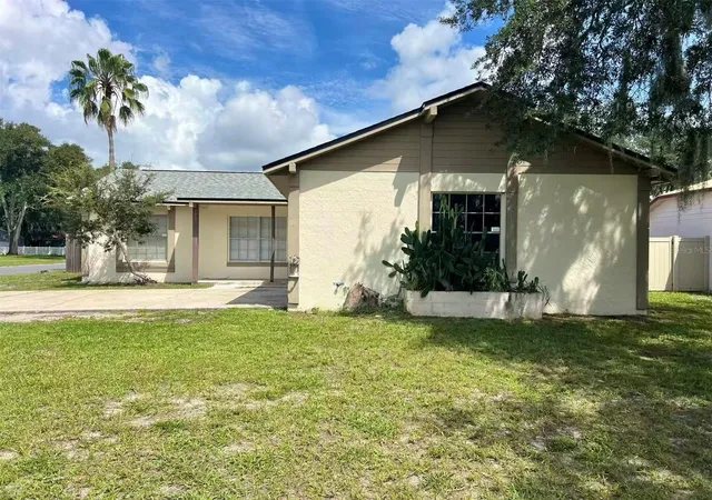 Photo 2 of Single family home for sale at 291 Lalla Ln, Apopka, FL 32712 | MLS# O6448080 | Listing updated on 2026-10-08