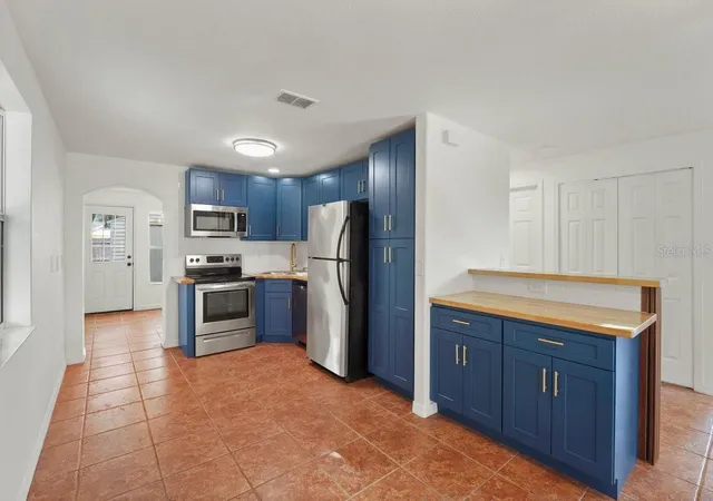 Photo 3 of Single family home for sale at 64 Ocean Shore Dr, Ormond Beach, FL 32176 | MLS# FC321987 | Listing updated on 2026-10-20