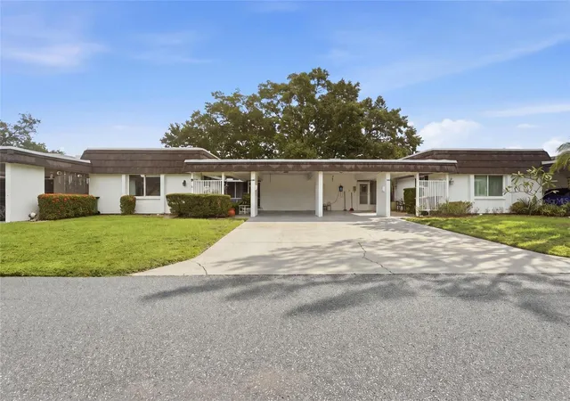 Listing Photo 1 - Condo for sale in building located at 3964 Ashwood Ln, SARASOTA, FL 34232 - Unit #34