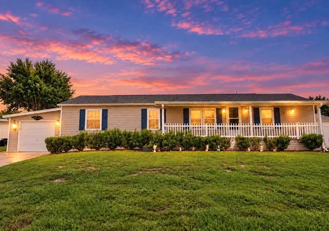 Photo 1 of Manufactured home for sale at 8335 Mitchall Dr, Lakeland, FL 33809 | MLS# L4965618 | Listing updated on 2026-10-13
