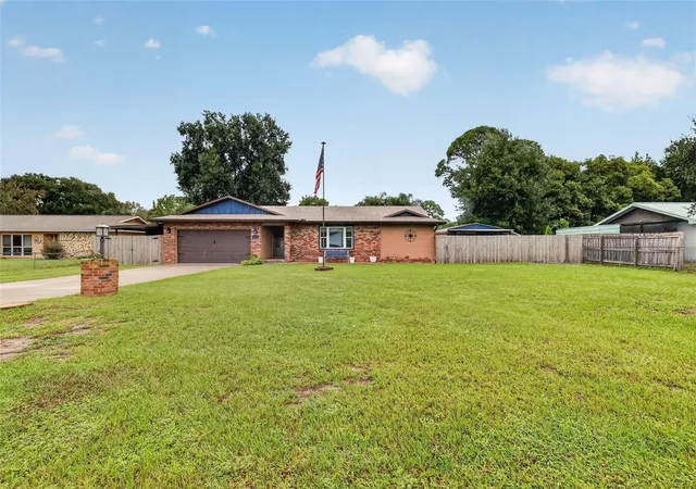 Photo 1 of Single family home for sale at 11347 Pine Ridge Rd, Leesburg, FL 34788 | MLS# G5118779 | Listing updated on 2026-10-09