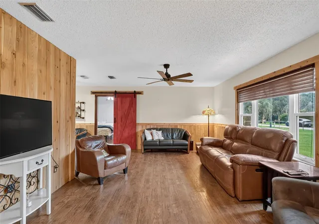 Photo 3 of Single family home for sale at 11347 Pine Ridge Rd, Leesburg, FL 34788 | MLS# G5118779 | Listing updated on 2026-10-09