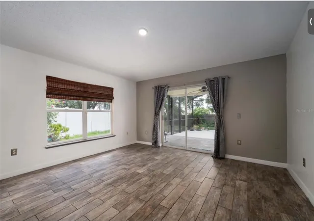 Photo 4 of Single family home for sale at 307 Cardiff Ave, Davenport, FL 33897 | MLS# O6448092 | Listing updated on 2026-10-08