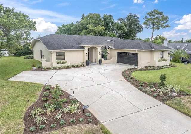 Single family home for sale at 8721 Latham Ln, HUDSON, FL 34667 | MLS# W7890171