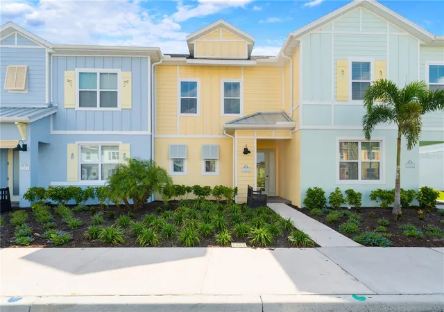 Townhouse for sale at 2939 Castaway Ln, KISSIMMEE, FL 34747 | MLS# O6448100
