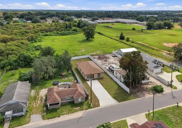 Photo 3 of Single family home for sale at 2426 6th Street NE, Winter Haven, FL 33881 | MLS# S5159083 | Listing updated on 2026-10-08