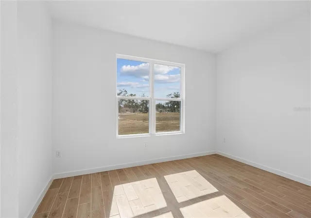 Photo 4 of Single family home for sale at 4528 NW 35th Place Rd, Ocala, FL 34482 | MLS# OM733638 | Listing updated on 2026-10-10