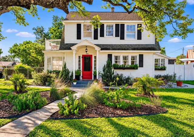 Photo 1 of Single family home for sale at 1901 10th Street, Saint Cloud, FL 34769 | MLS# O6448102 | Listing updated on 2026-10-16
