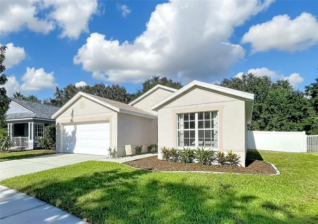 Photo 4 of Single family home for sale at 11607 Mountain Bay Dr, Riverview, FL 33569 | MLS# TB8555921 | Listing updated on 2026-10-23