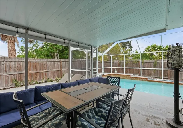 Photo 2 of Single family home for sale at 11632 Easy St, Largo, FL 33773 | MLS# TB8555926 | Listing updated on 2026-10-08