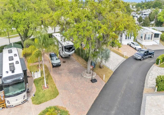 Land for sale at 16329 Cherry Tree Ct, CLERMONT, FL 34714 | MLS# L4965619