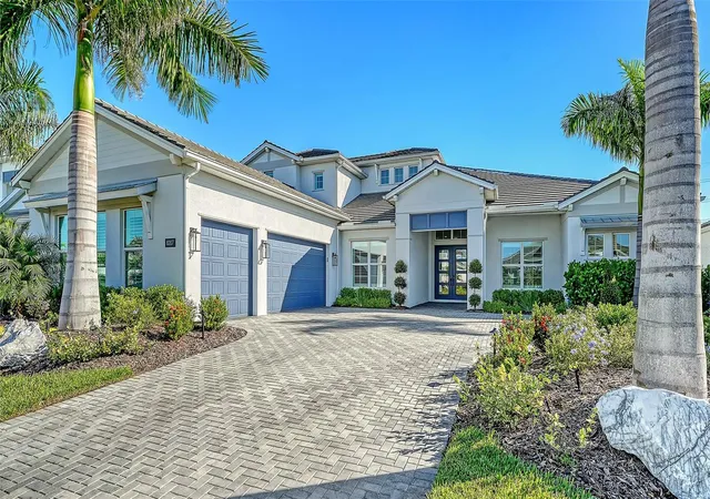 Photo 1 of Single family home for sale at 8207 Nevis Run, Bradenton, FL 34202 | MLS# A4708847 | Listing updated on 2026-10-20