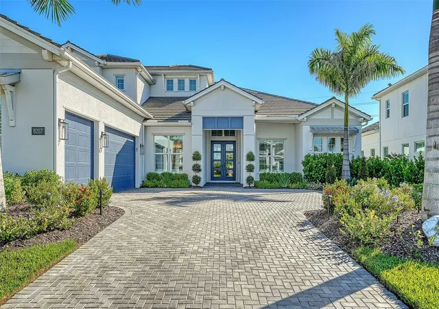 Photo 2 of Single family home for sale at 8207 Nevis Run, Bradenton, FL 34202 | MLS# A4708847 | Listing updated on 2026-10-20