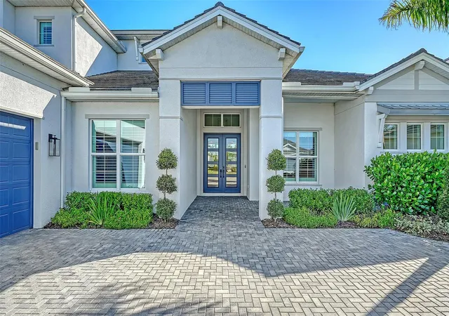 Photo 3 of Single family home for sale at 8207 Nevis Run, Bradenton, FL 34202 | MLS# A4708847 | Listing updated on 2026-10-20
