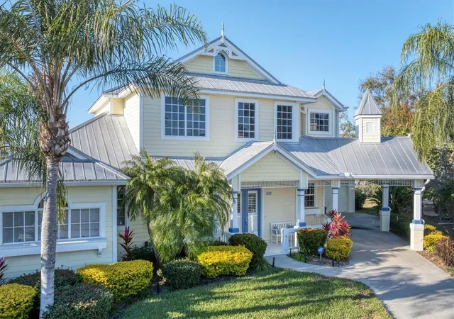 Photo 2 of Single family home for sale at 4627 Barracuda Dr, Bradenton, FL 34208 | MLS# A4708853 | Listing updated on 2026-10-08