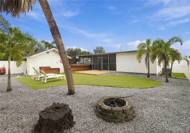 Photo 1 of Single family home for sale at 6339 S Lansdale Cir, Tampa, FL 33616 | MLS# TB8555945 | Listing updated on 2026-10-08