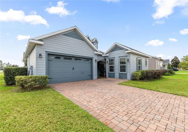 Photo 3 of Single family home for sale at 5430 NW 35th Lane Rd, Ocala, FL 34482 | MLS# OM733643 | Listing updated on 2026-10-08