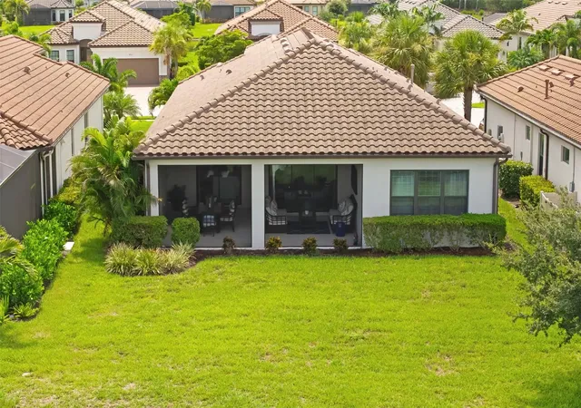 Photo 4 of Single family home for sale at 4730 Sarca Ct, Bradenton, FL 34211 | MLS# A4708857 | Listing updated on 2026-10-11