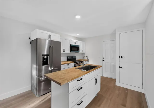 Photo 1 of Single family home for sale at 9314 SW 32nd Terrace, Ocala, FL 34476 | MLS# O6448137 | Listing updated on 2026-10-08
