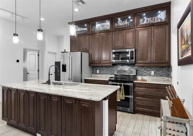 Photo 4 of Single family home for sale at 40200 Little Farm Rd, Punta Gorda, FL 33982 | MLS# OM733646 | Listing updated on 2026-10-09