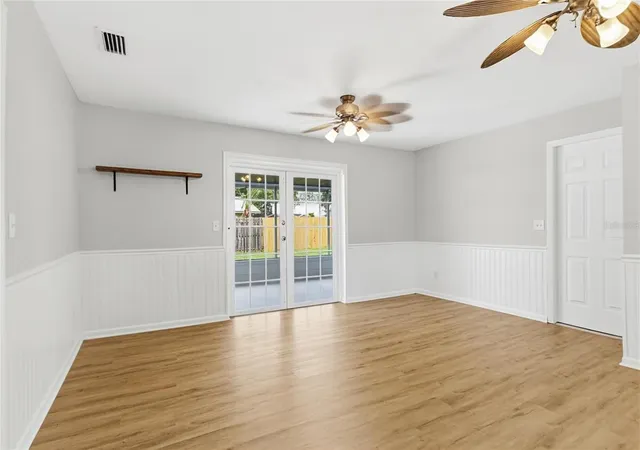 Photo 3 of Single family home for sale at 1322 Glengreen Ln, Lakeland, FL 33813 | MLS# TB8555966 | Listing updated on 2026-10-10
