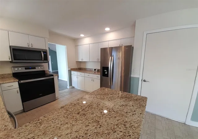 Photo 3 of Townhouse for sale at 3520 57th Avenue Cir W, Bradenton, FL 34210 | MLS# A4708862 | Listing updated on 2026-10-08