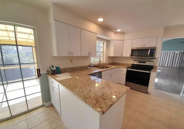 Photo 4 of Townhouse for sale at 3520 57th Avenue Cir W, Bradenton, FL 34210 | MLS# A4708862 | Listing updated on 2026-10-08