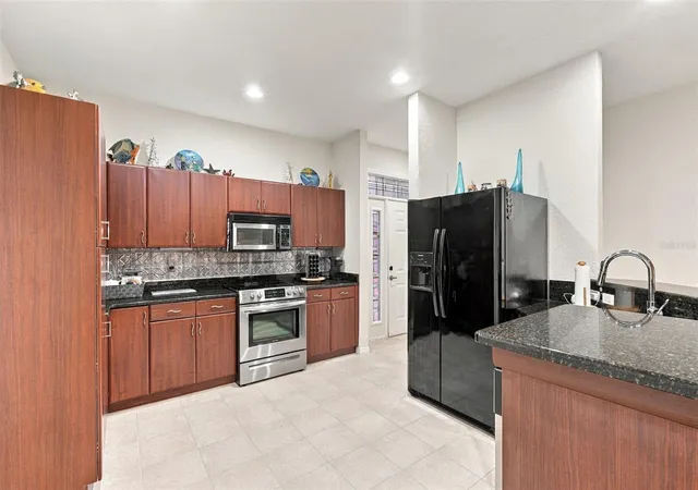 Photo 4 of House for sale at 24124 Green Heron Dr #7, Port Charlotte, FL 33980 | MLS# C7531711 | Listing updated on 2026-10-23