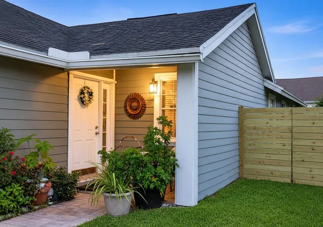 Photo 2 of Single family home for sale at 14035 SW 103rd Terrace, MIAMI, FL 33186 | MLS# O6448165 | Listing updated on 2026-10-28